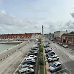 Port De Apartment *