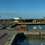 Apartment Port De