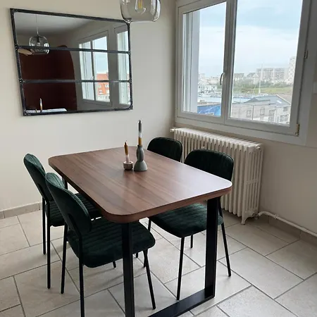 Apartment Port De
